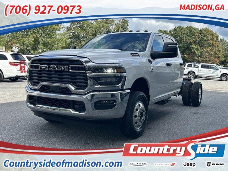 2026 RAM 3500 Chassis Tradesman Crew Cab LB DRW 4WD