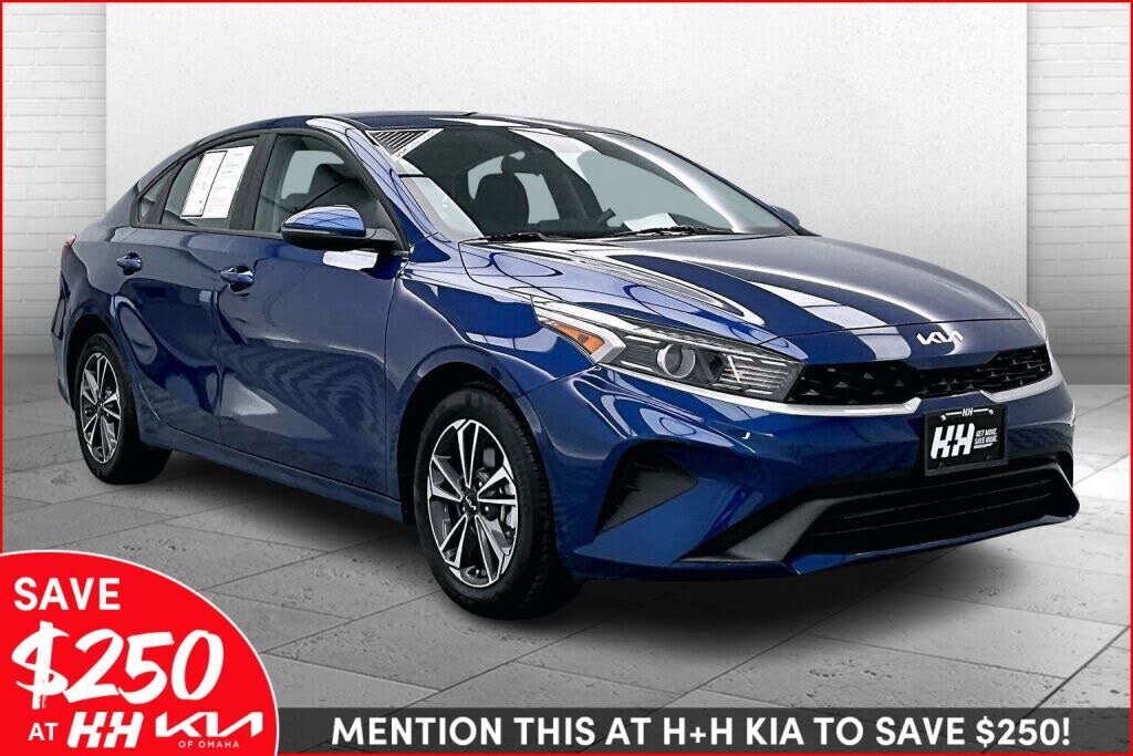 2024 Kia Forte LXS FWD