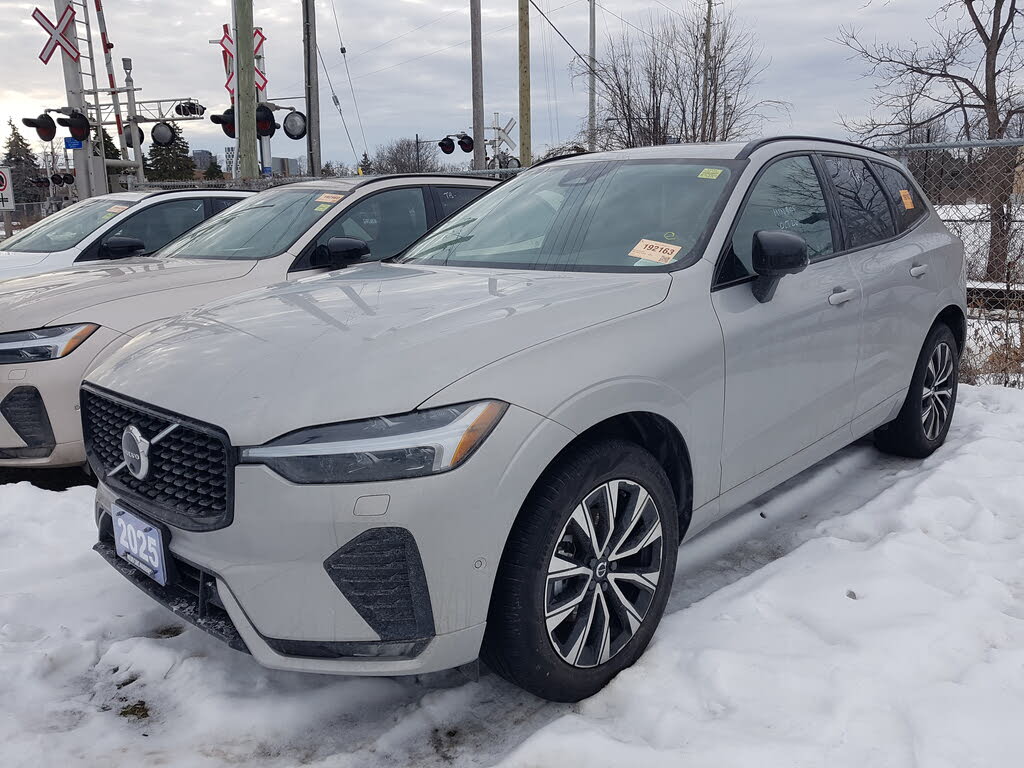 2025 Volvo XC60 B5 Plus Dark Theme AWD