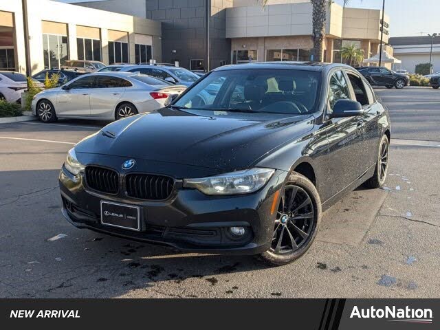 2017 BMW 3 Series 320i Sedan RWD