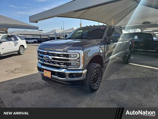2023 Ford F-250 Super Duty Lariat Crew Cab 4WD