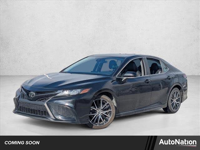 2024 Toyota Camry SE FWD