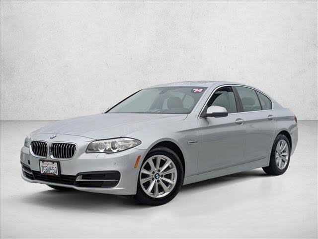2014 BMW 5 Series 528i Sedan RWD