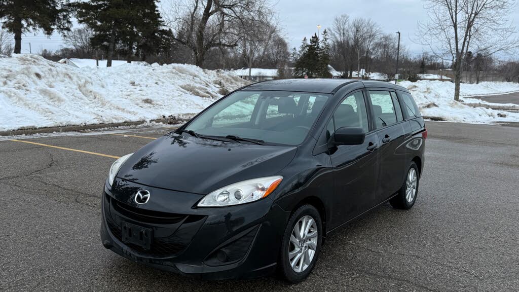 2017 Mazda MAZDA5 GS
