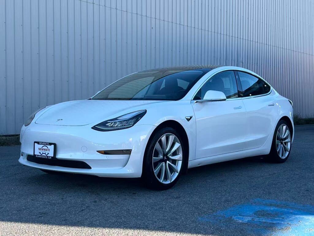 2020 Tesla Model 3 Standard Range AWD