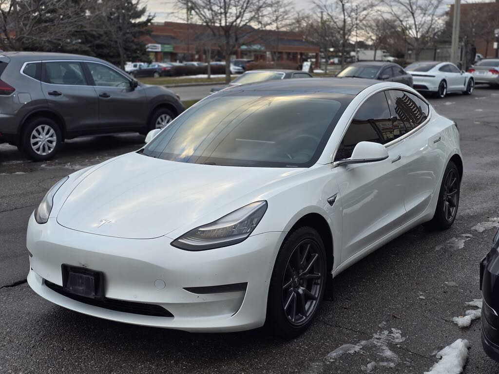2020 Tesla Model 3 Standard Range Plus RWD
