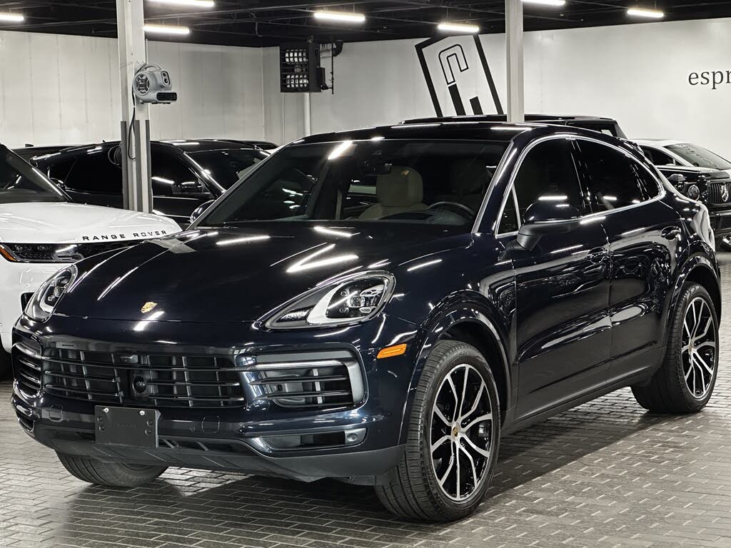 Porsche Cayenne Coupe Platinum Edition AWD 2023