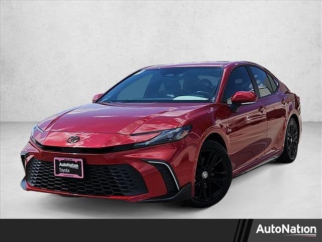 2025 Toyota Camry SE FWD