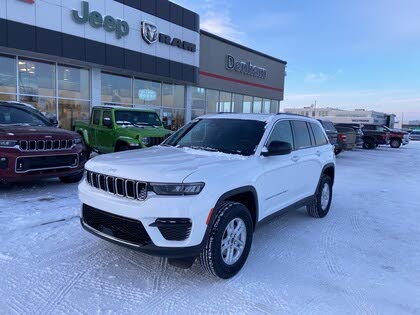 2025 Jeep Grand Cherokee Laredo 4WD