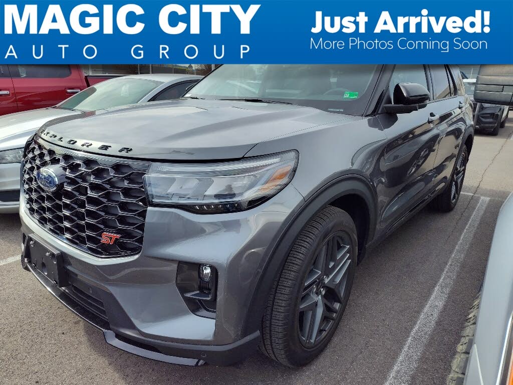 2025 Ford Explorer ST AWD