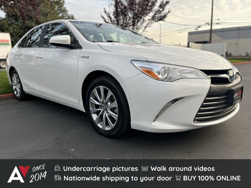 2017 Toyota Camry Hybrid XLE FWD