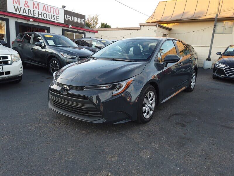 2025 Toyota Corolla LE FWD