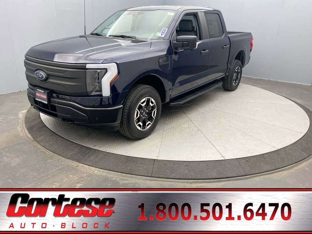2023 Ford F-150 Lightning Pro SuperCrew AWD