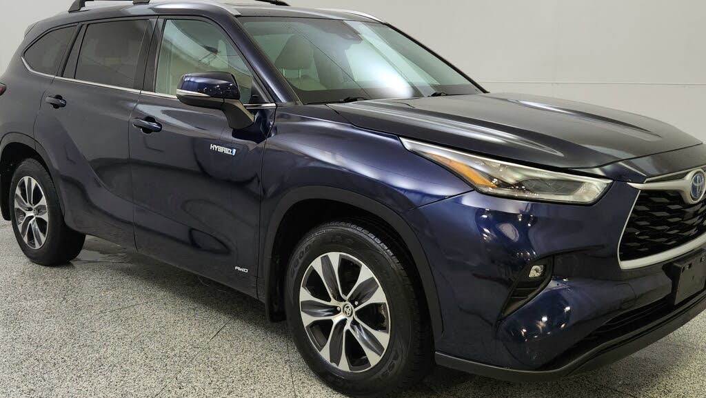 2021 Toyota Highlander Hybrid XLE AWD