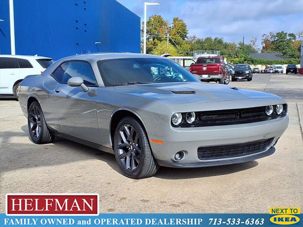 2023 Dodge Challenger SXT RWD