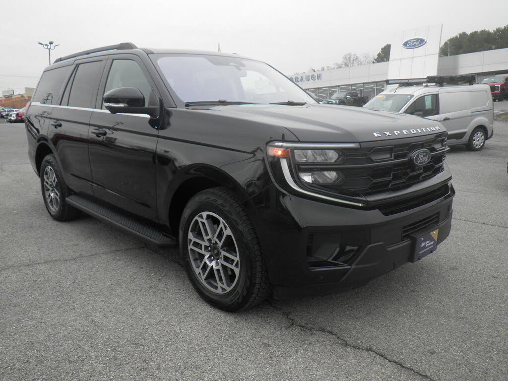 2025 Ford Expedition Active 4WD