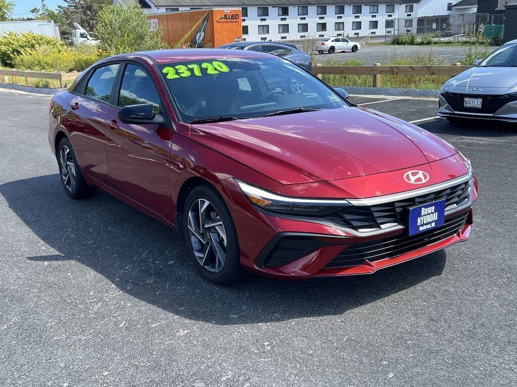 2025 Hyundai Elantra SEL Sport FWD