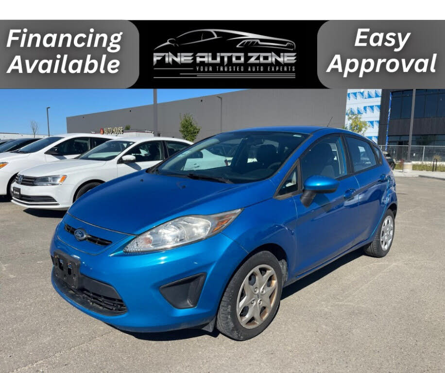 2013 Ford Fiesta SE Hatchback