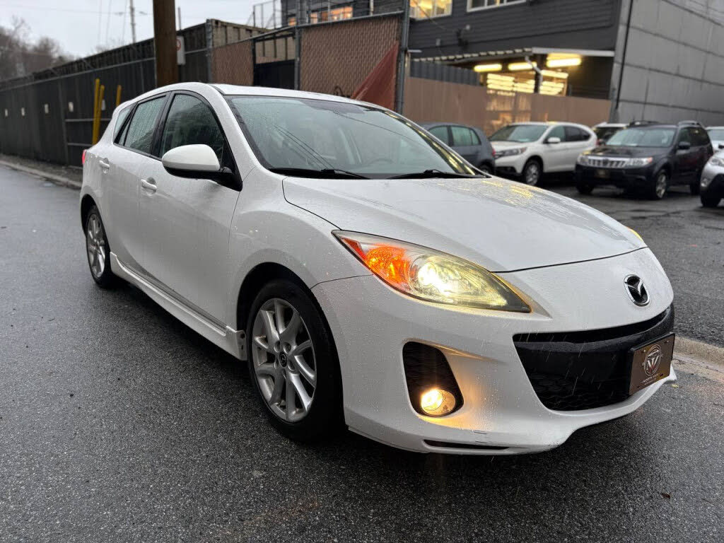 Mazda MAZDA3 s Grand Touring Hatchback 2013