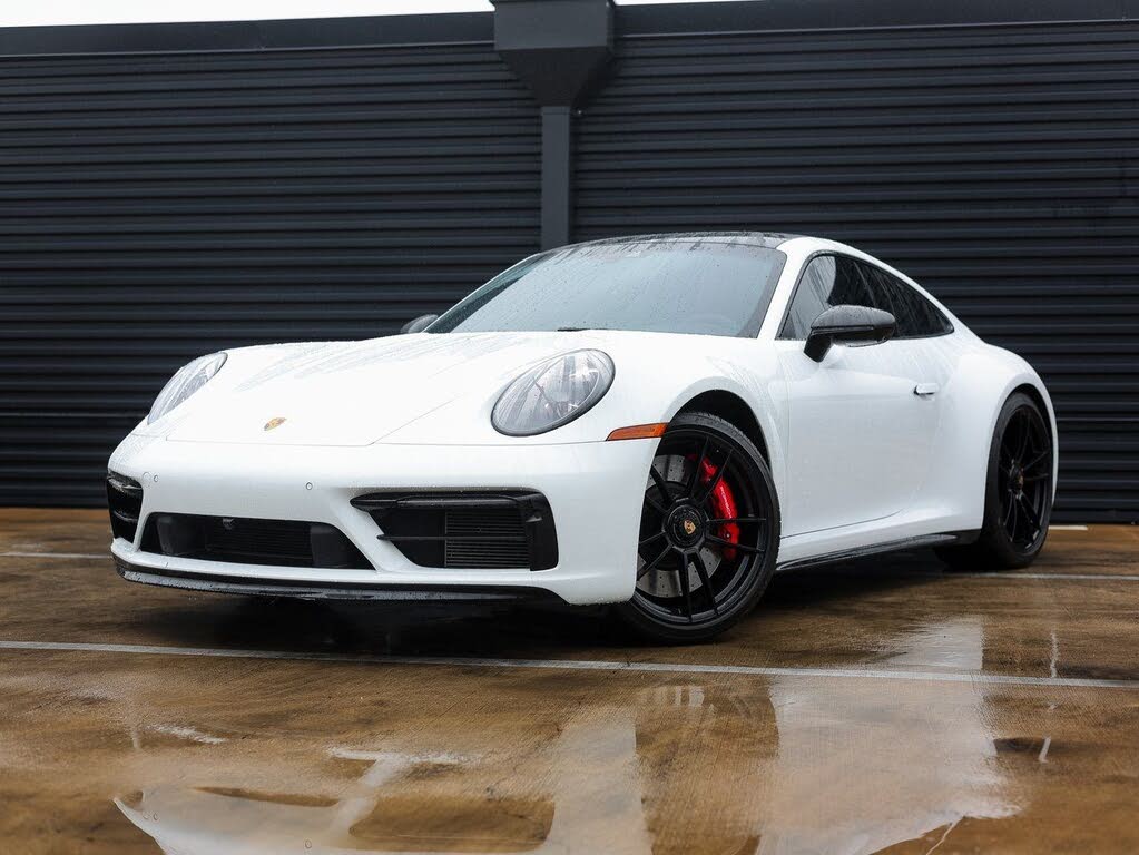 2022 Porsche 911 Carrera GTS Coupe RWD