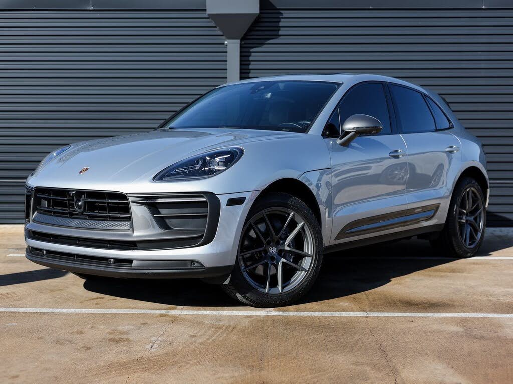 2024 Porsche Macan T AWD