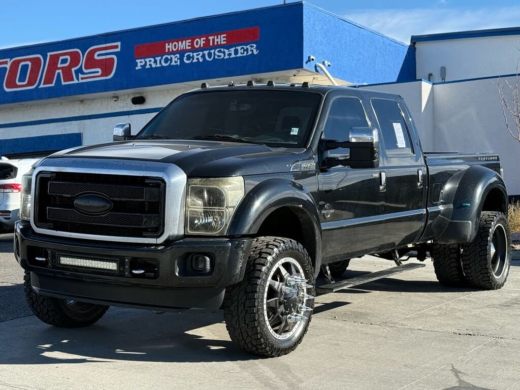 2014 Ford F-450 Super Duty Platinum Crew Cab LB DRW 4WD