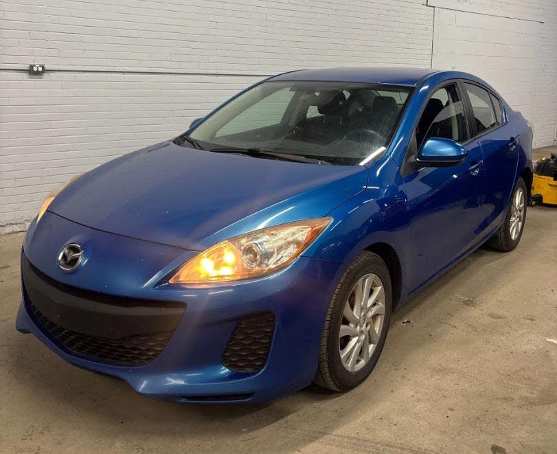 2012 Mazda MAZDA3 GS-SKY