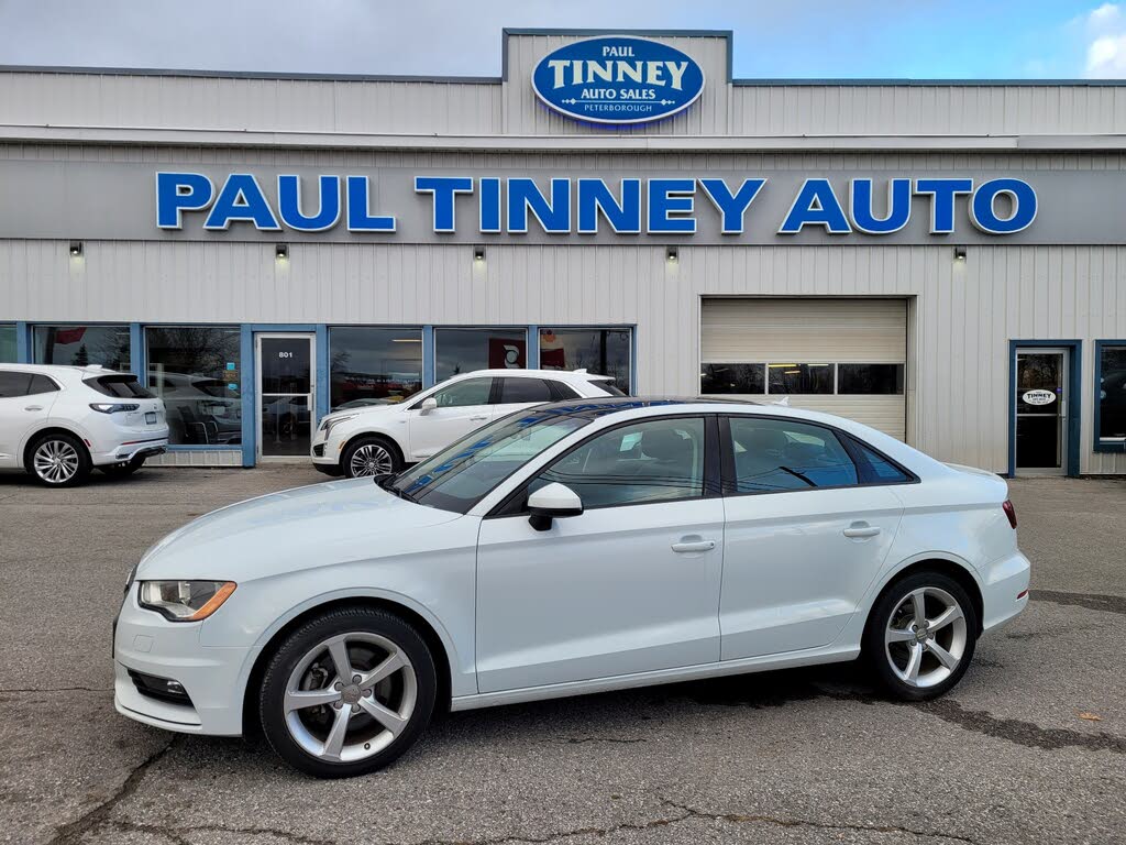 Audi A3 2.0T quattro Komfort Sedan AWD 2015