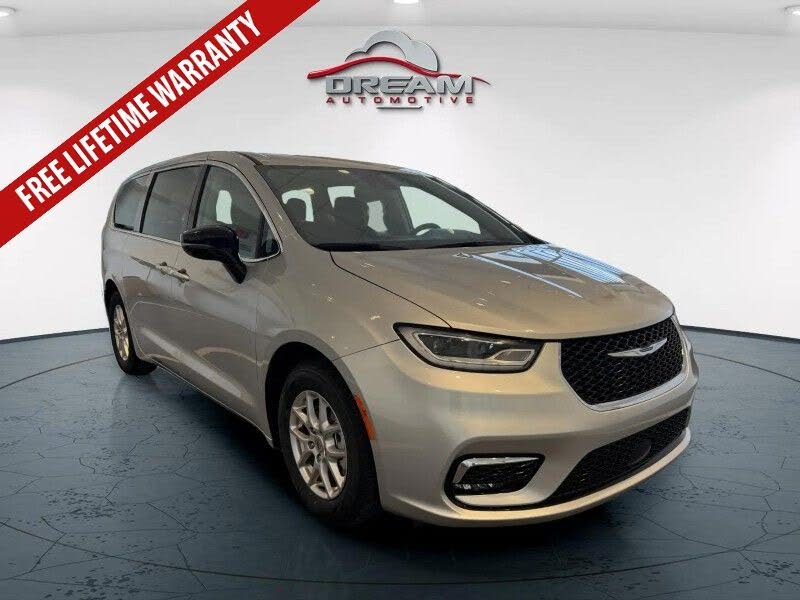 2024 Chrysler Pacifica Touring L FWD