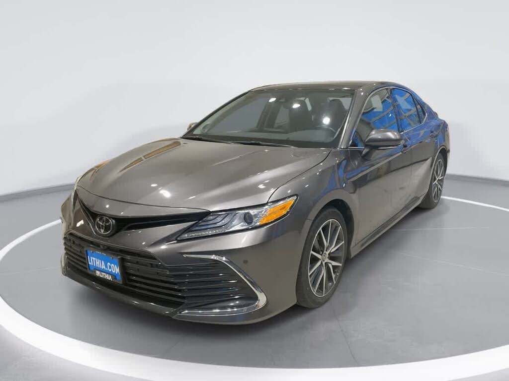 2023 Toyota Camry XLE FWD
