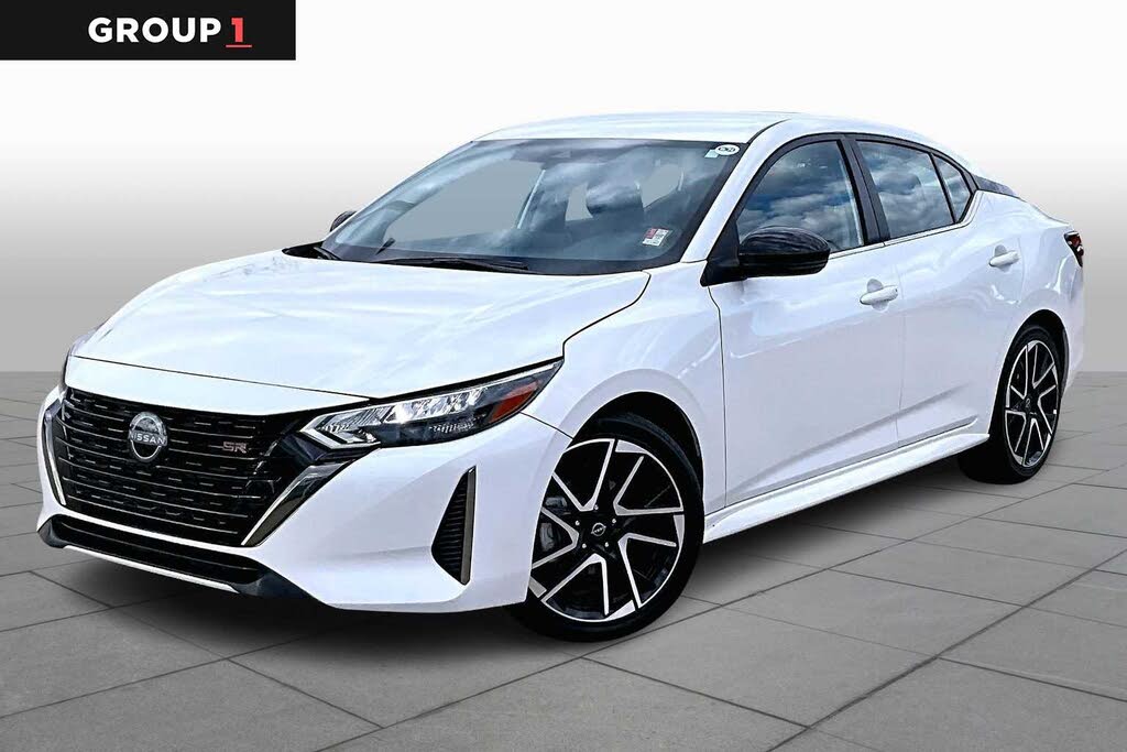 2025 Nissan Sentra SR FWD