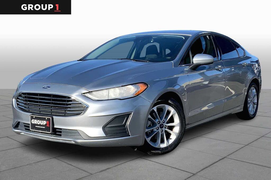 2020 Ford Fusion SE FWD