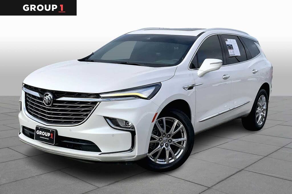 2023 Buick Enclave Essence FWD