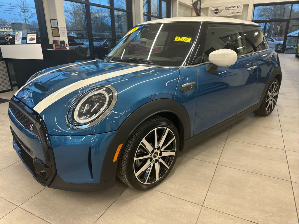 2023 MINI Cooper S 2-Door Hatchback FWD