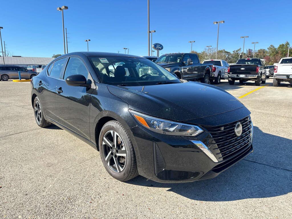 2024 Nissan Sentra SV FWD