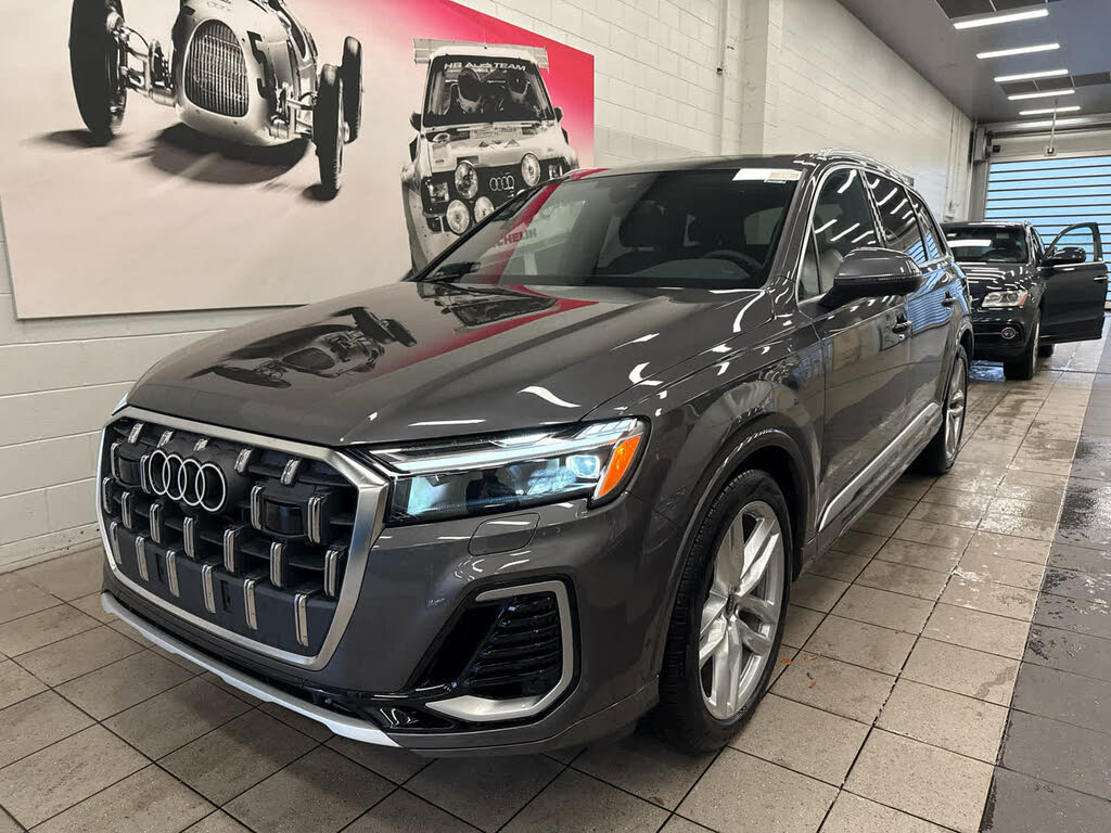2025 Audi Q7 quattro Premium Plus 55 TFSI
