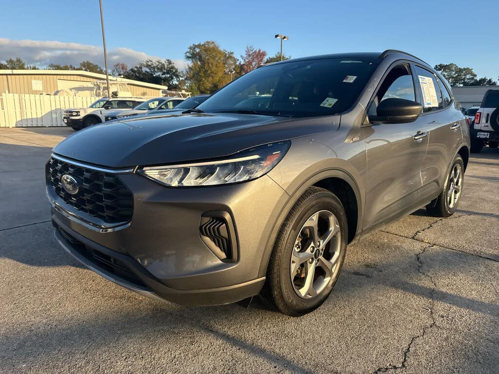 2025 Ford Escape ST-Line FWD