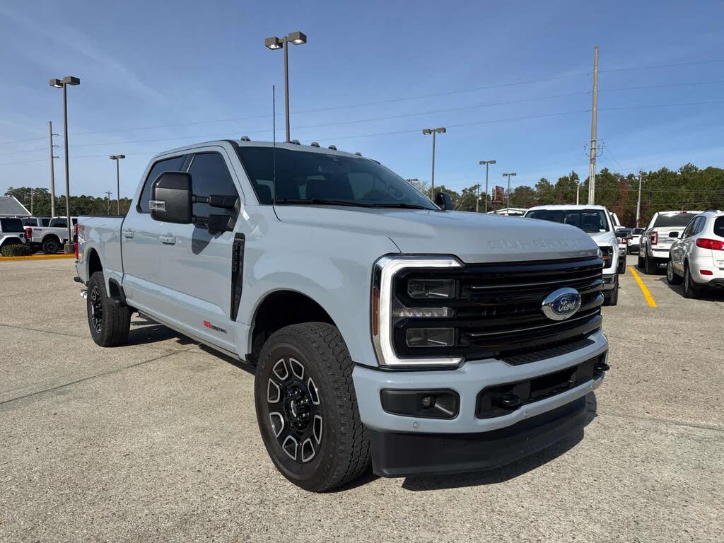 2025 Ford F-250 Super Duty Platinum Crew Cab 4WD