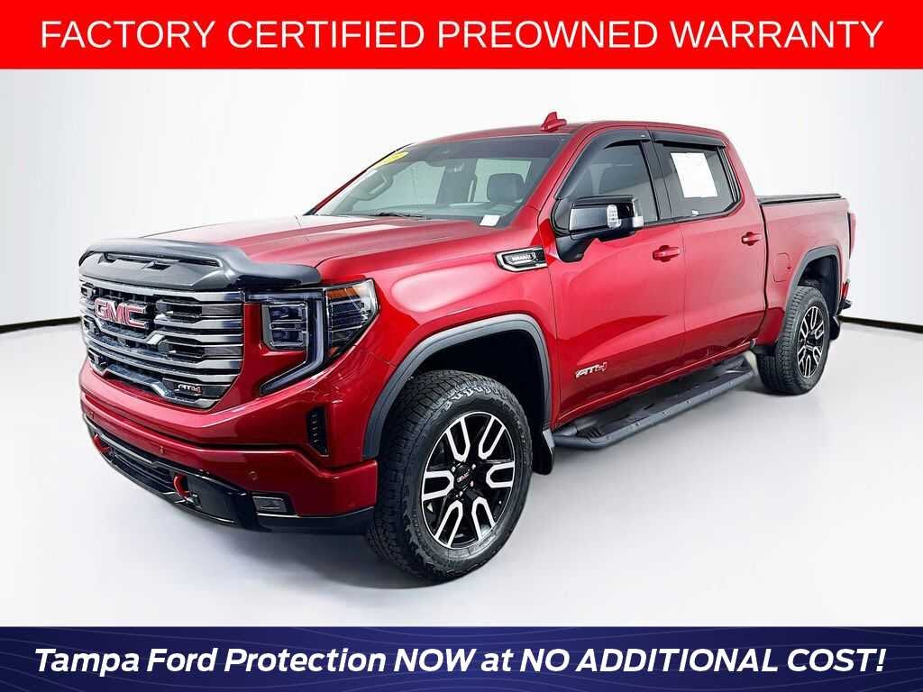 2025 GMC Sierra 1500 AT4 Crew Cab 4WD