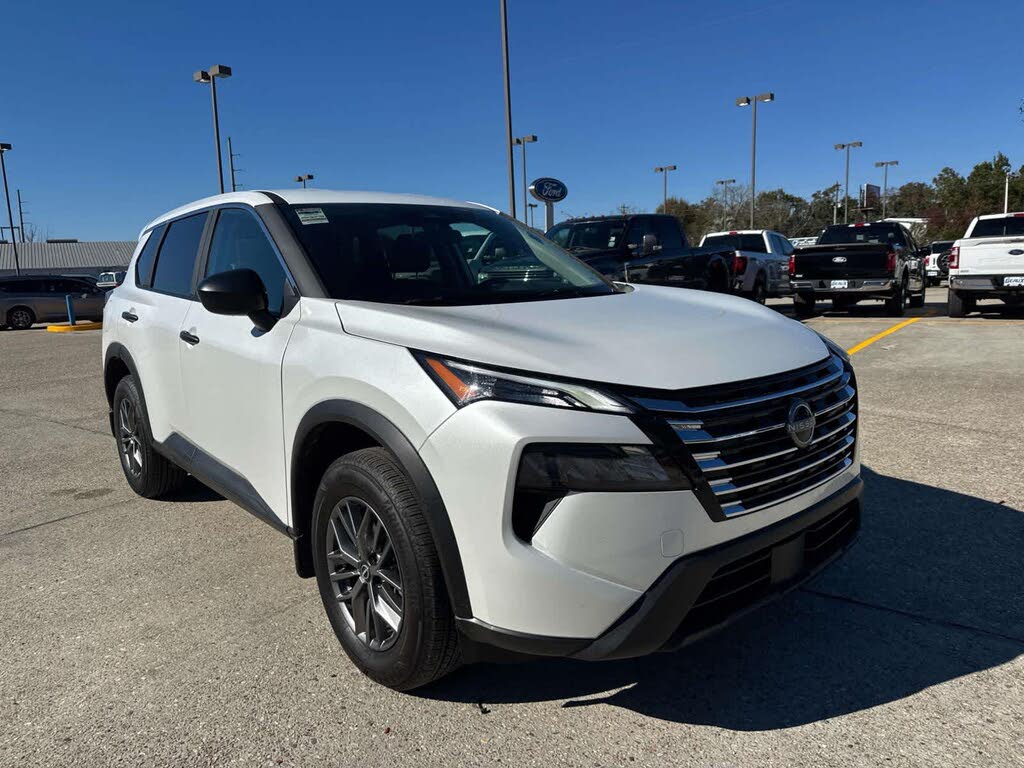 2025 Nissan Rogue S FWD