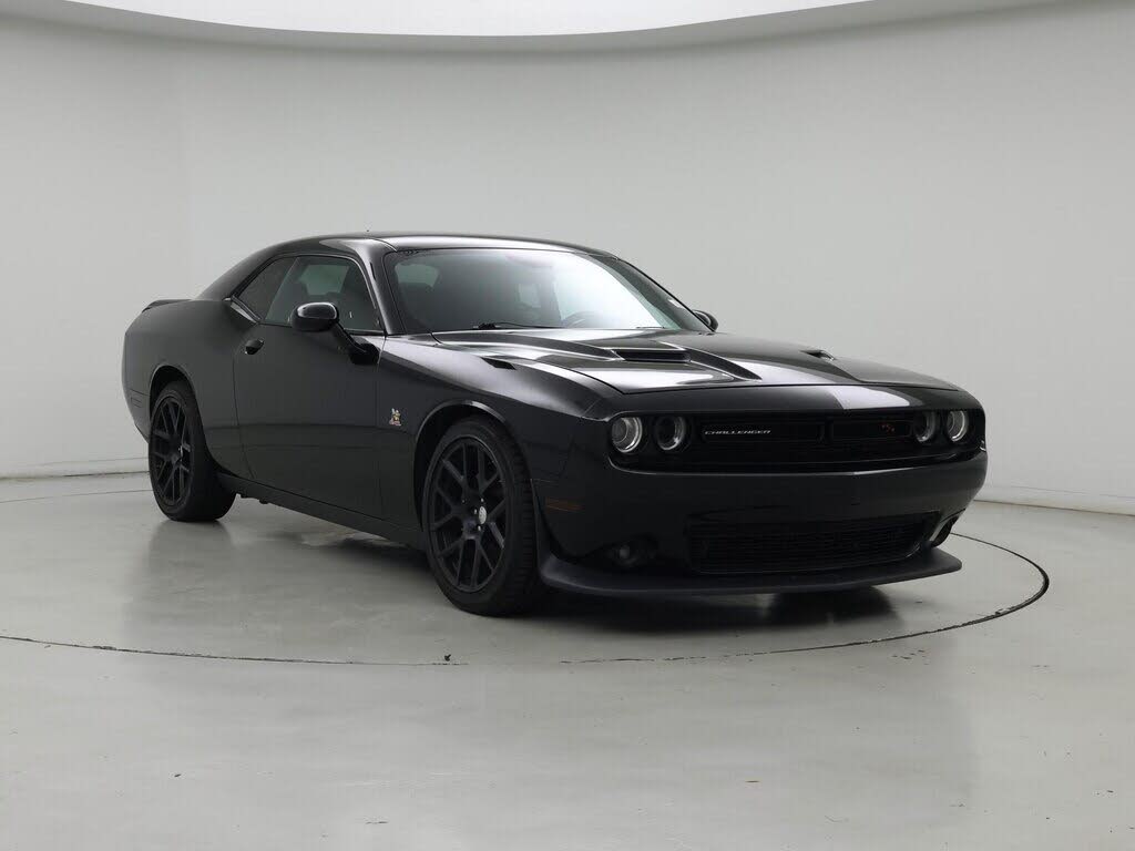 2015 Dodge Challenger R/T Scat Pack RWD