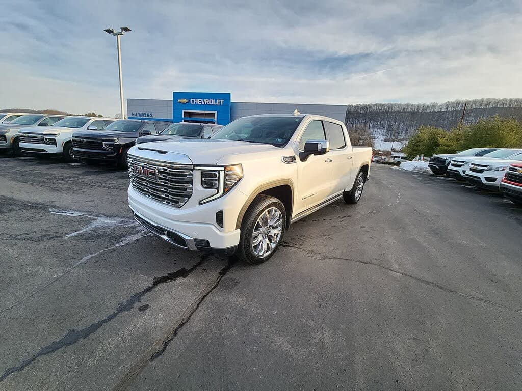 2023 GMC Sierra 1500 Denali Crew Cab 4WD
