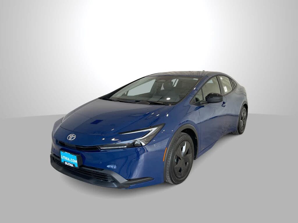 2026 Toyota Prius LE AWD