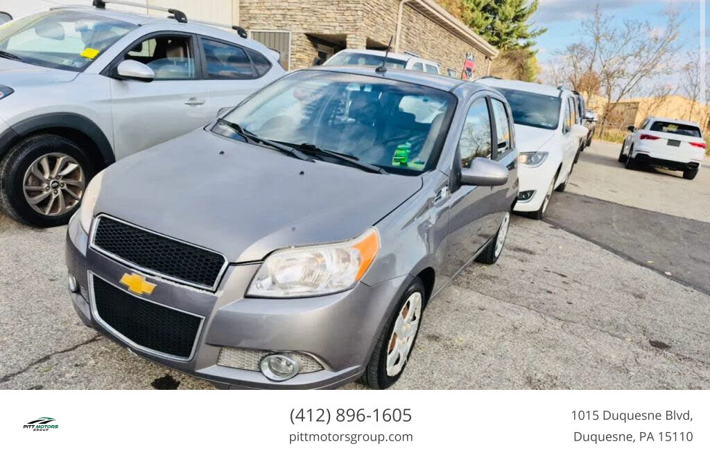 2011 Chevrolet Aveo 5 2LT Hatchback FWD