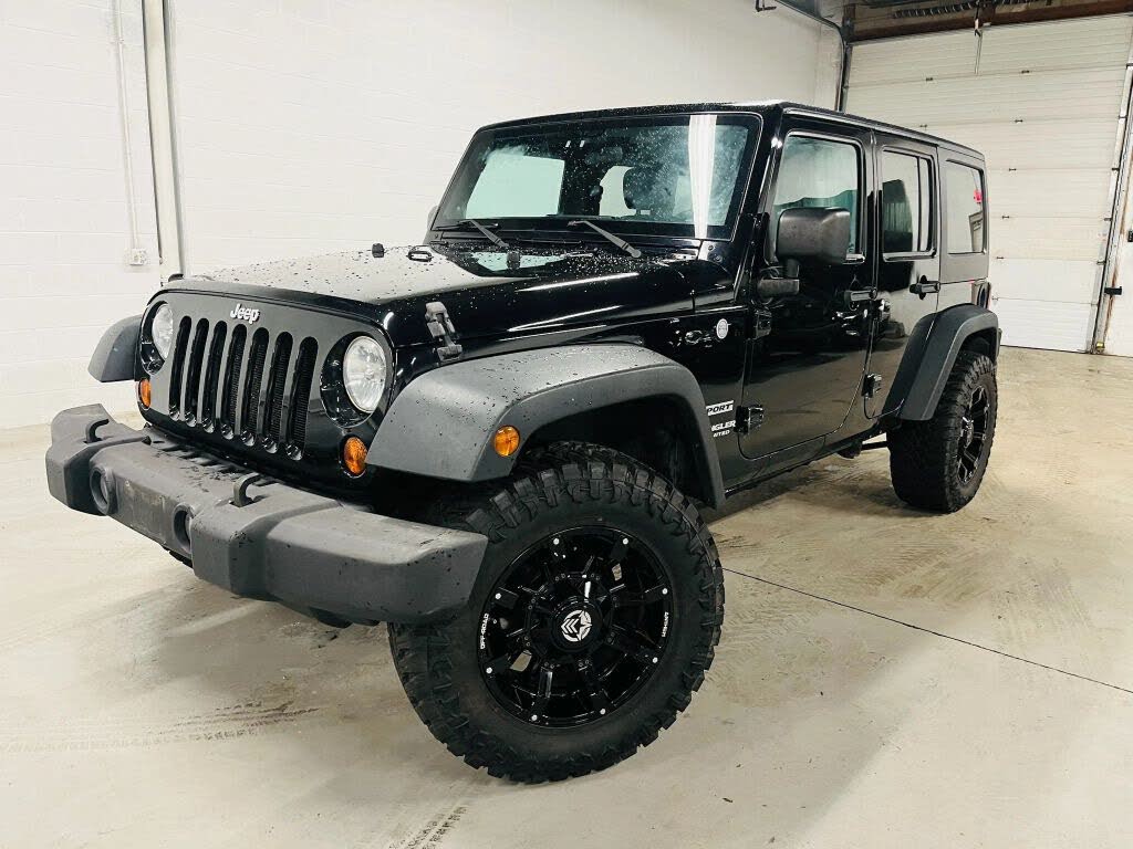 2013 Jeep Wrangler Unlimited Sport 4WD