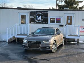 Audi A4 2.0T quattro Premium Plus AWD