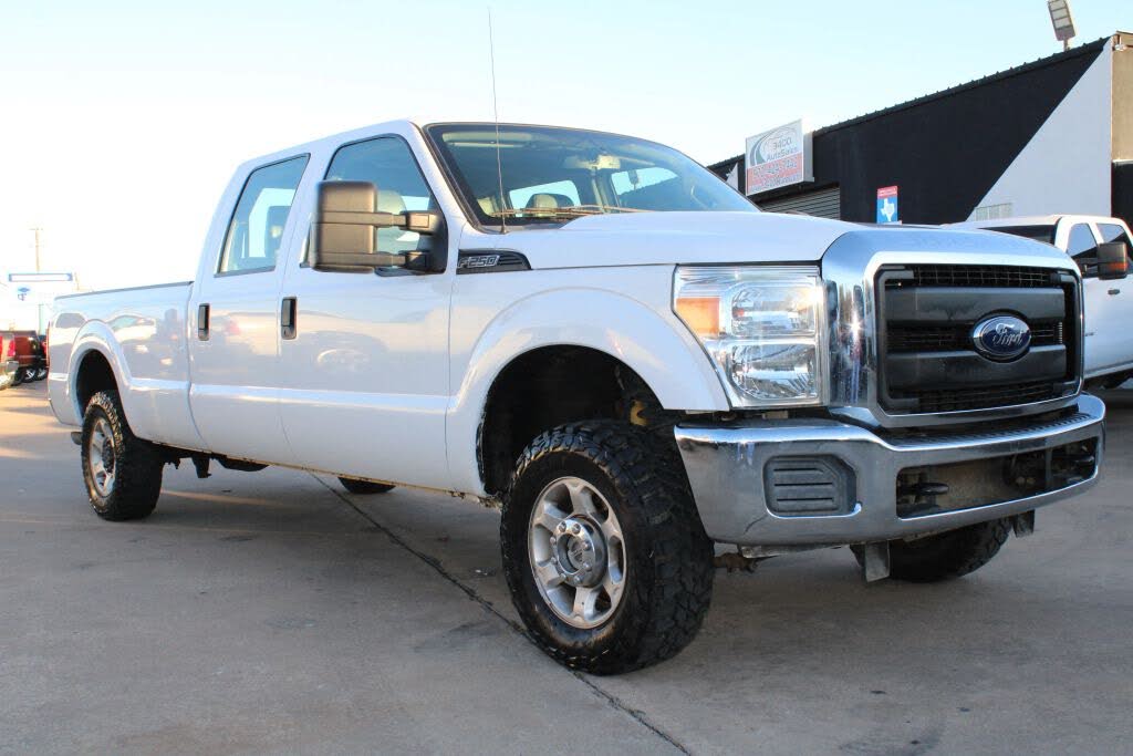2016 Ford F-250 Super Duty XL Crew Cab LB 4WD