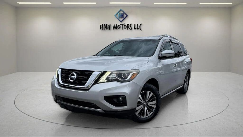 2017 Nissan Pathfinder SV