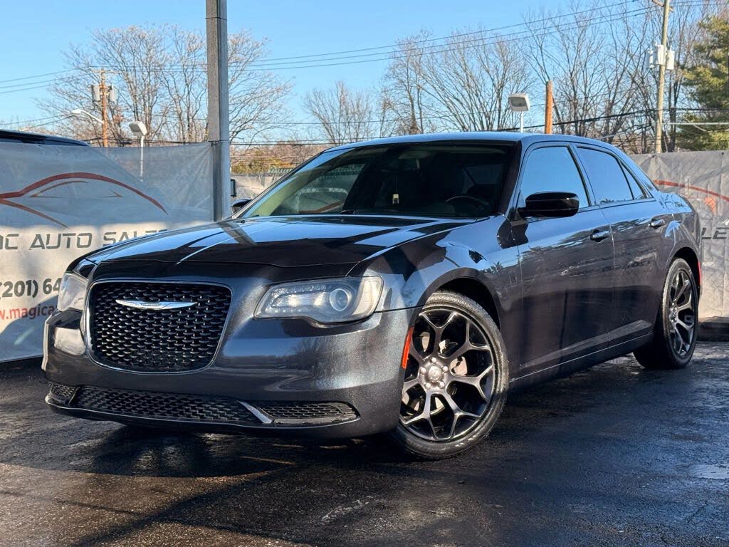 2019 Chrysler 300 Touring RWD