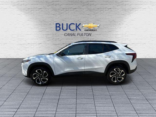 2025 Chevrolet Trax RS with 2RS FWD